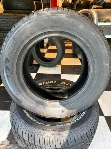 Pneu Pirelli 215/65/16 scorpion verde