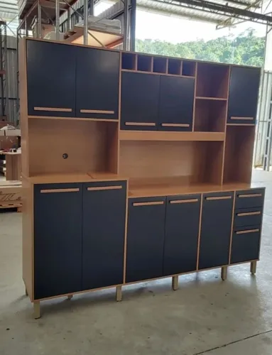 Armário de cozinha Petra 11 portas e 2 gavetas