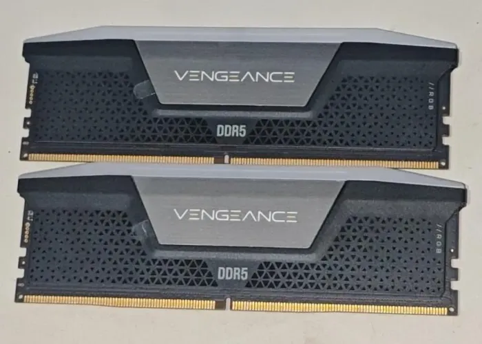 Memória ram ddr5 Corsair vengeance 6400mhz troco em ps5