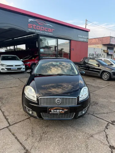 Fiat Linea Essence 1.8 Flex 16V 4P 2013