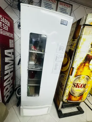 Geladeira para comércio em perfeito estado