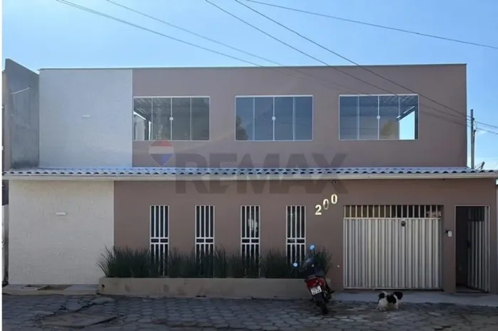 CASA À VENDA: 3 QUARTOS, SUÍTE., SALA, COPA/COZINHA, GARAGEM, TERRAÇO...