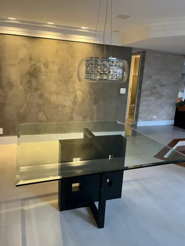 Mesa e pendente