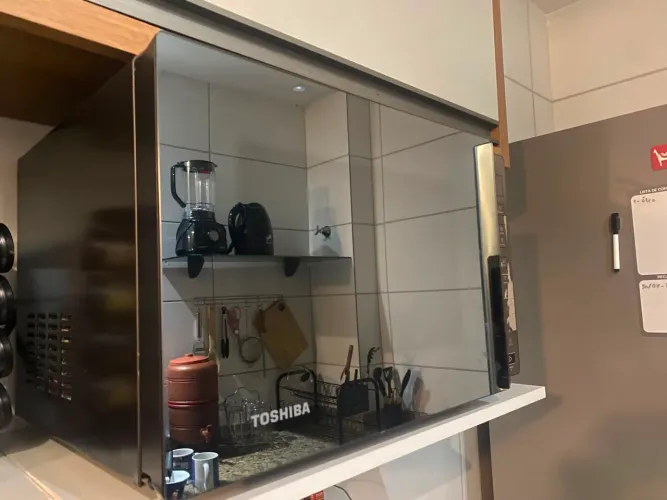 Micro ondas 27l espelhado Toshiba