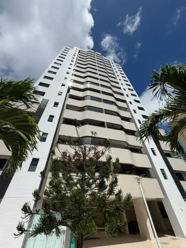 Apartamento de 117 m² na Varjota, com 3 suítes e 2 vagas.