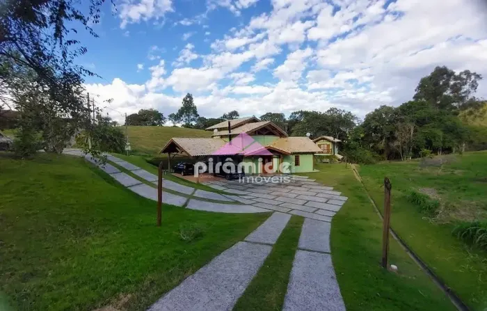 Casa à venda, 325 m² por R$ 1.380.000,00 - Rio Preto - Santo Antônio do Pinhal/SP
