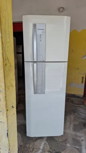 Vendo geladeira Electrolux