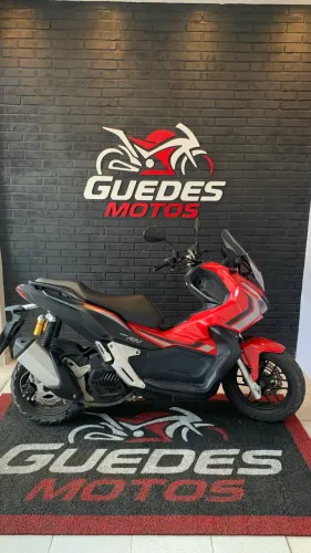 ADV / 3.700 km / único dono