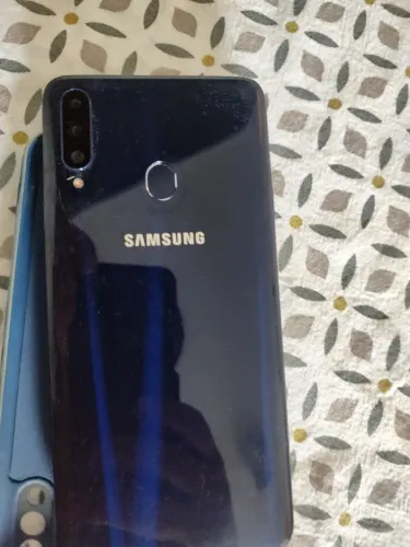 Celular Samsung a20s perfeito estado