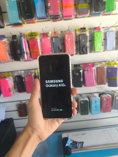 Samsung Galaxy A10S + capinha + película + carregador e cabo novo