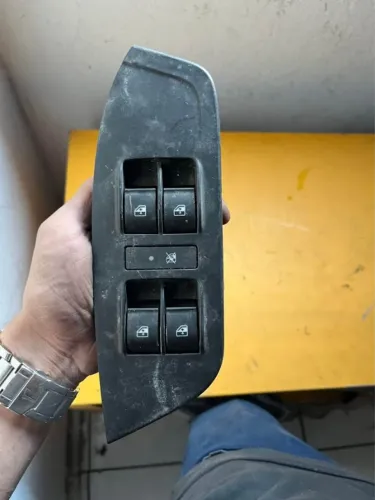Comando Interruptor Do Vidro Elétrico Fiat Palio 2014/18