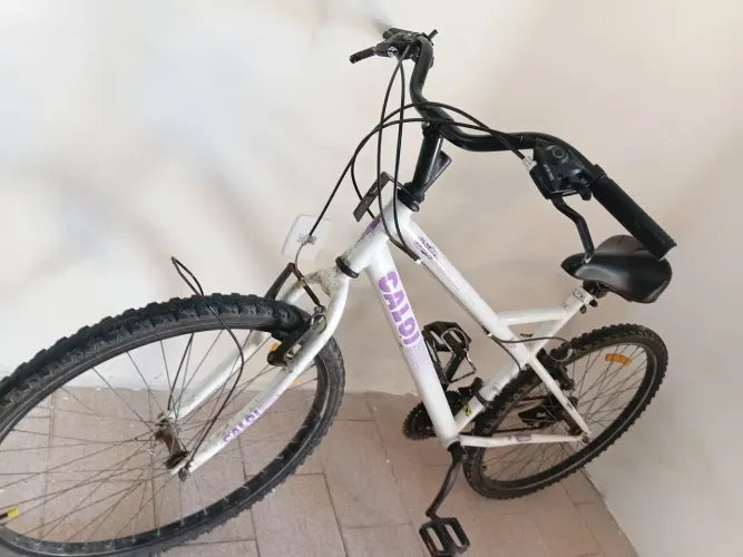 Bicicleta caloi em ótimo estado ..freio ..macha tudo ok .