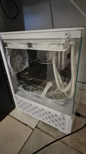 Pc gamer ryzen 7 5700x, rx7600