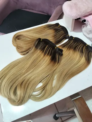 Vendo cabelo humano vietnamita 80cm loiro mesclado 315 gramas na tela 2,500 *