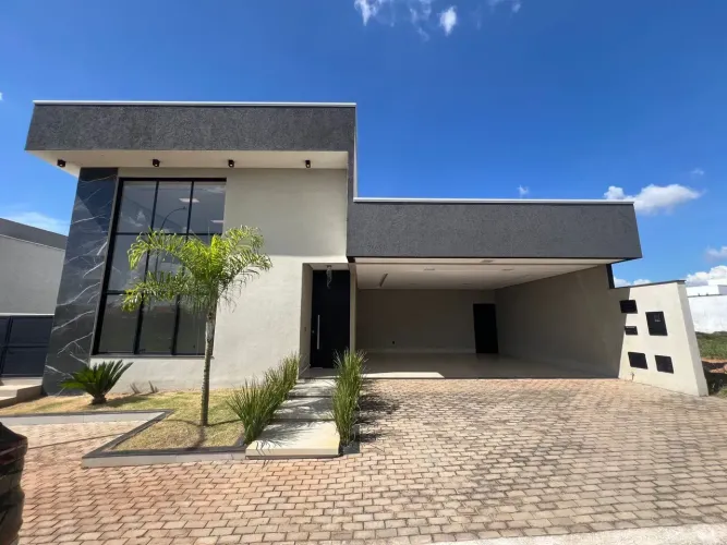Casa de Alto Padrão à Venda no Condomínio Del Fiore  Caldas Novas/GO