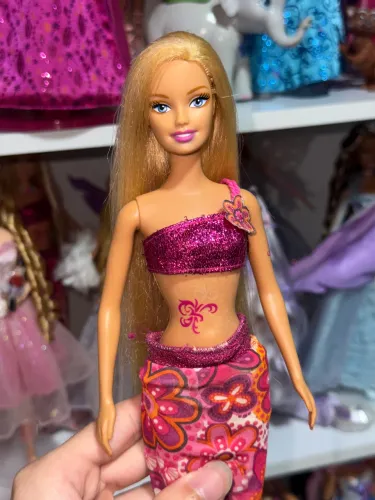 Boneca Barbie Merliah - Vida de Sereia 1