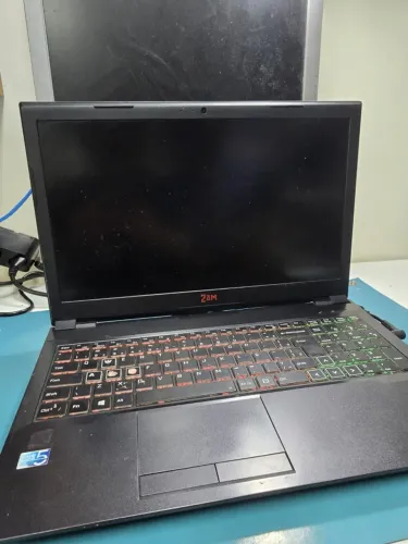 Notebook 2AM com i3 9100 de desktop e GTX 1050 3GB - Sem ram e armazenamento