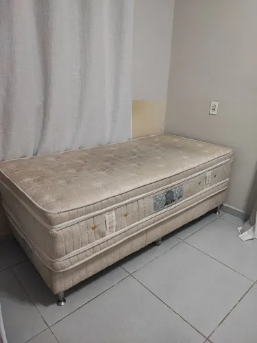 Cama box de solteiro