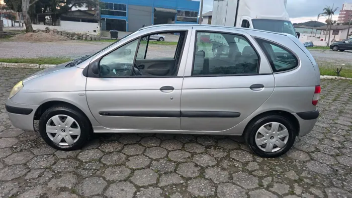 Renault Scenic RT/auth/auth/kids Hi-flex 1.6 16V 2009