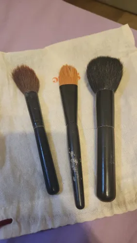 Doação pincéis de maquiagem