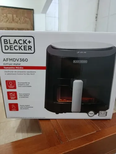 AirFryer Digital Black+Decker 4,5L - Lacrada (Nova)