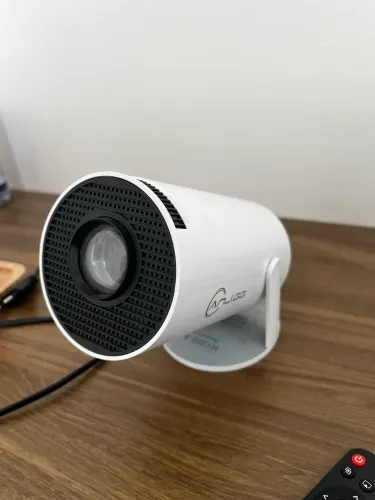 Projetor Portátil LED Full HD 4k - HDMI/USB