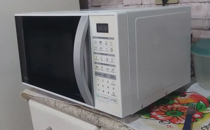 Microondas LG 30 Litros excelente estado