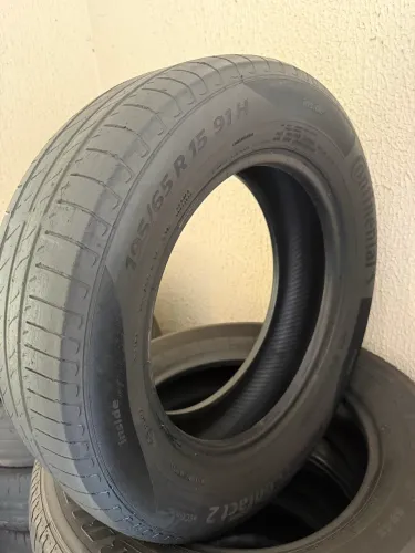 Pneu 195/65 R15 CONTINENTAL meia vida
