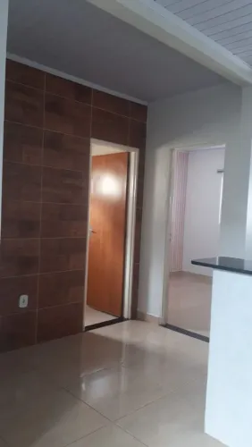 Casa 2 qts em condomínio