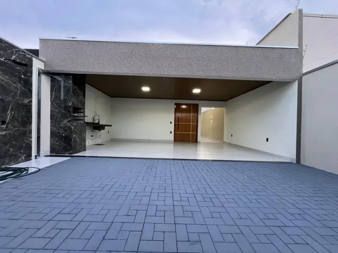 OPORTUNIDADE ÚNICA: Casa de altíssimo padrão baixou de R$ 450 mil para R$ 390 mil!