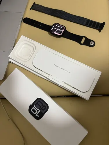 Apple Watch série 10 com caixa