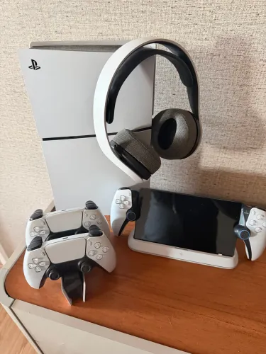 Setup/Console PlayStation 5 Slim (Com Leitor de Disco)