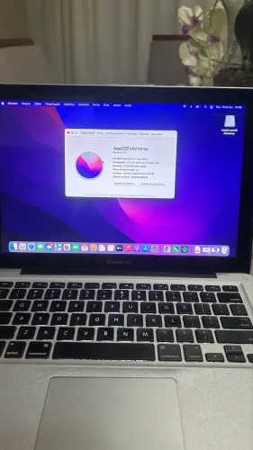 MacBook 2011