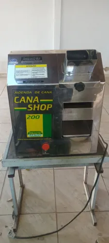 Maquina de caldo de cana