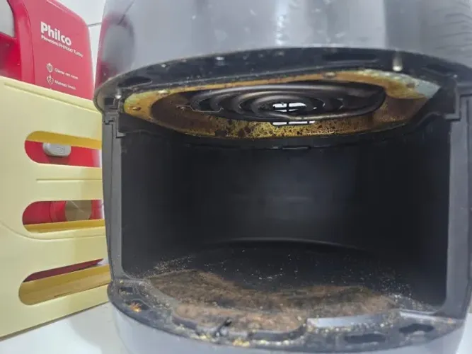 Airfryer Elgin Flash Fryer 3,5L Preta Funcionando