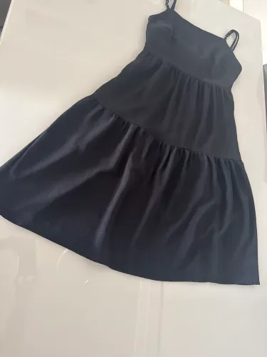 Vestido Preto Feminino - Elegância e Confort - P