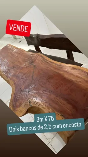Mesa e madeira rústica de 3 M com bancos com encosto, medindo 2,5 cm