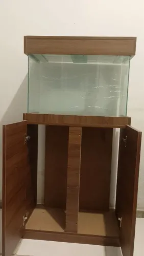 Aquário com móvel nunca foi usado 
