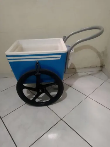 Carrinho para vendas de gelados comestíveis !!! 