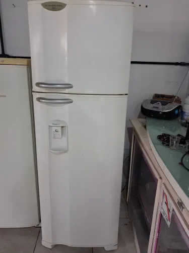 Geladeira Electrolux