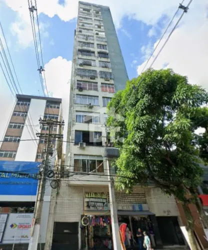 Apartamento à venda em Belém-PA: 4 quartos, 1 suíte, 2 salas, 2 banheiros, 2 vagas de gara