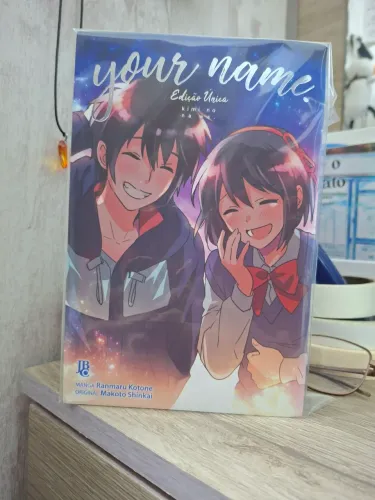 Mangá Your Name Volume único (3 em 1)