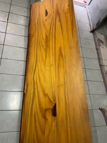 Prateleira de madeira 