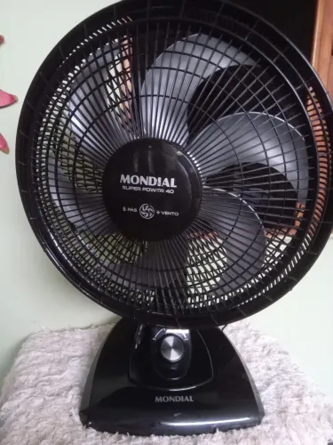 Ventilador mondial 40cm funcionado perfeitamente