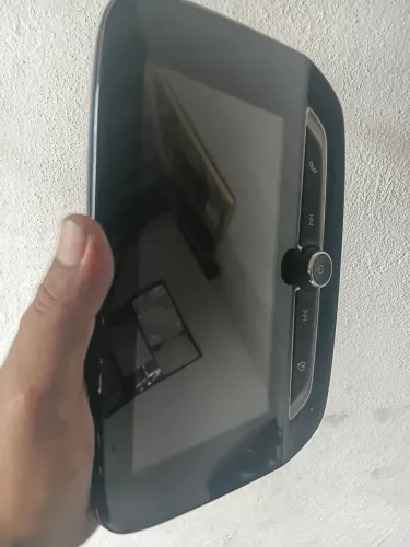 Tela multimidia da tracker e onix