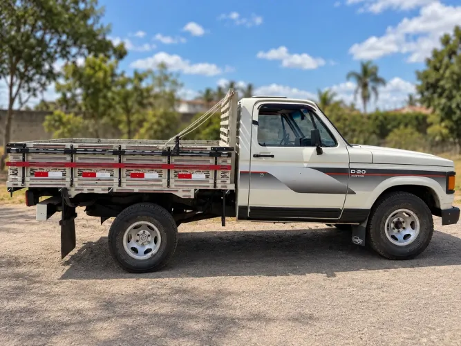 Chevrolet D-20 S / Luxe 3.9/4.0 Diesel 1987
