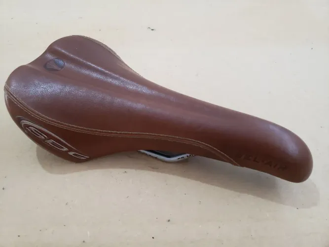 Selim Sdg Belair em couro marrom mtb/vintage/downhill