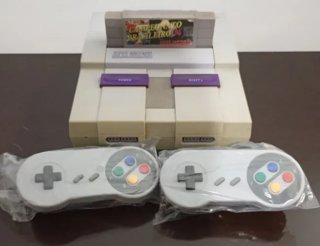SNES Super Nintendo fat com 2 Controles Novos