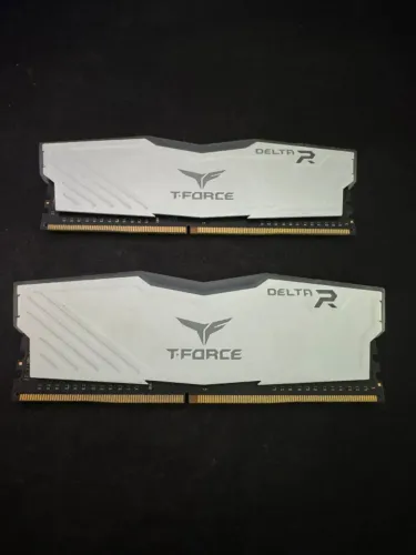 Vendo memoria DDR4 3200mhz 16gb (2x8)