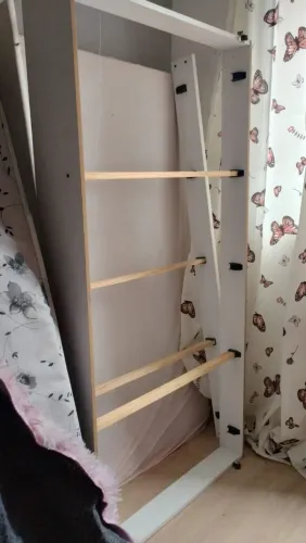 Bi- cama solteiro usada
